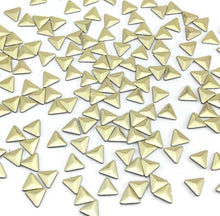 Load image into Gallery viewer, Gold Triangle Shaped Hotfix Nailhead 6x6mm 100pc. www.ArtBeeCrafts.com
